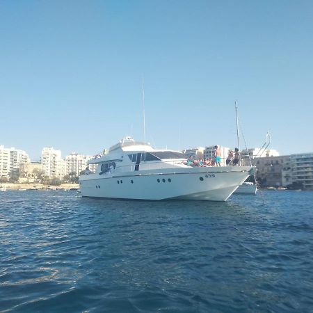 Hotel Sea Baroniv "Bedsonboat" Birgu Exterior foto