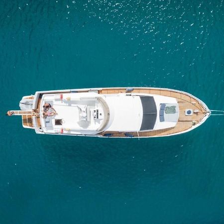 Hotel Sea Baroniv "Bedsonboat" Birgu Exterior foto