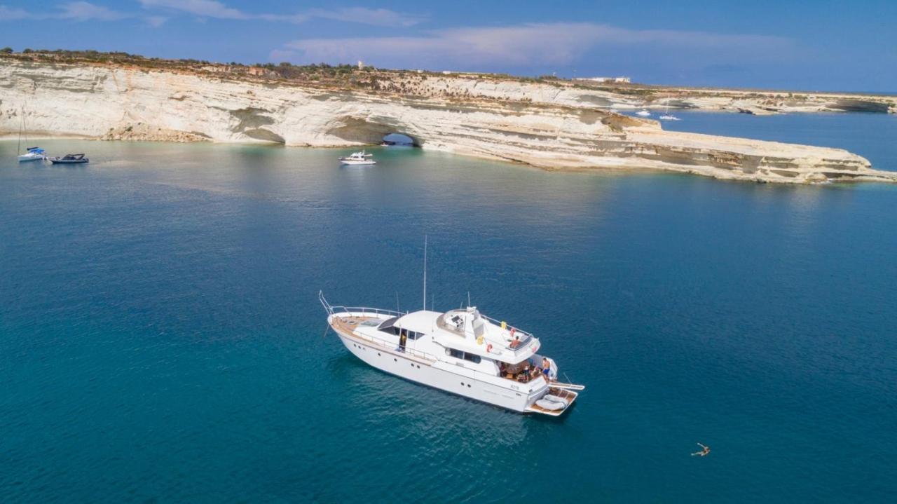 Hotel Sea Baroniv "Bedsonboat" Birgu Exterior foto