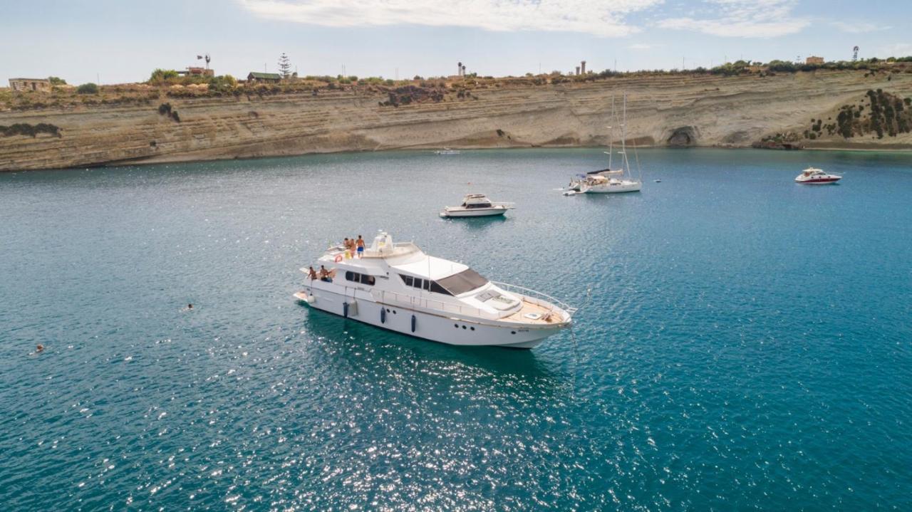 Hotel Sea Baroniv "Bedsonboat" Birgu Exterior foto