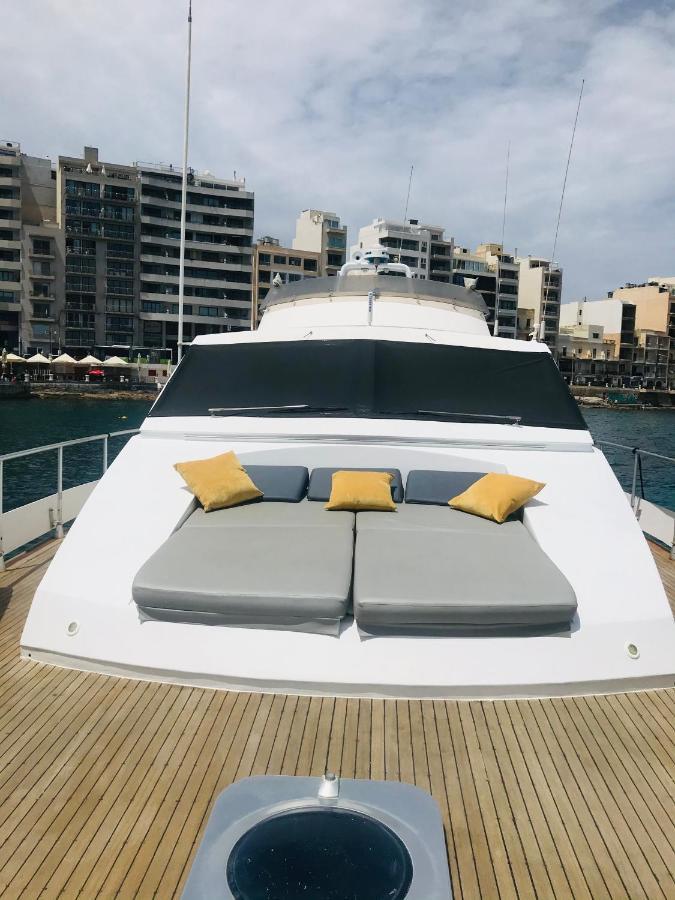Hotel Sea Baroniv "Bedsonboat" Birgu Exterior foto