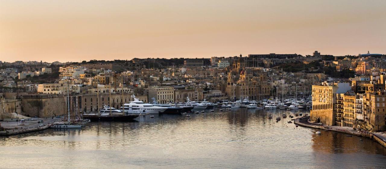 Hotel Sea Baroniv "Bedsonboat" Birgu Exterior foto